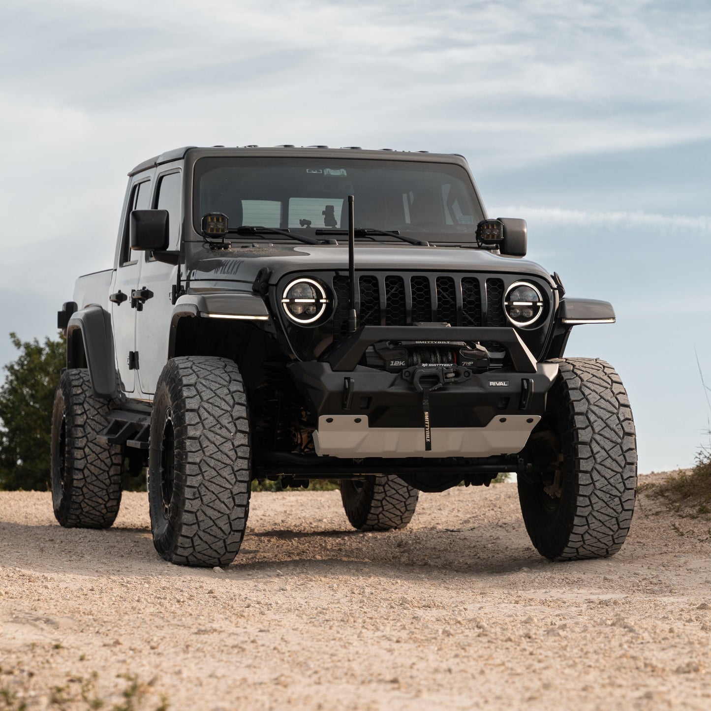 RIVAL Jeep Wrangler Front Aluminum Bumper 2018-2026 Jeep Wrangler JL 2007-2017 Jeep Wrangler JK 2020-2026 Jeep Gladiator including Mojave