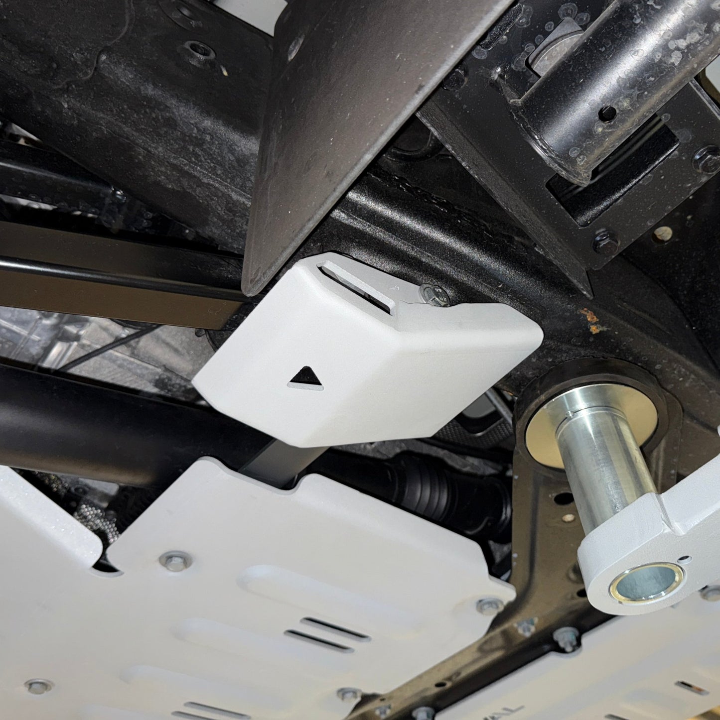 RIVAL Aluminum Front And Rear Lower Control Arms Skid Plate Ineos Grenadier And Quartermaster - RIVAL USA INC.