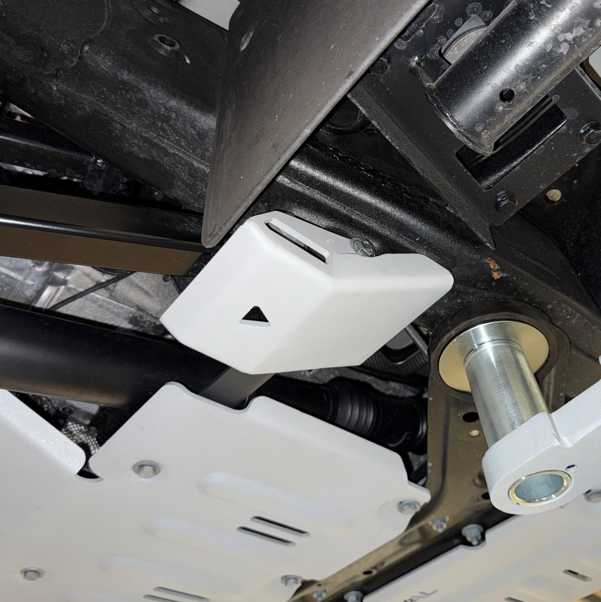 RIVAL Aluminum Front And Rear Lower Control Arms Skid Plate Ineos Grenadier And Quartermaster - RIVAL USA INC.