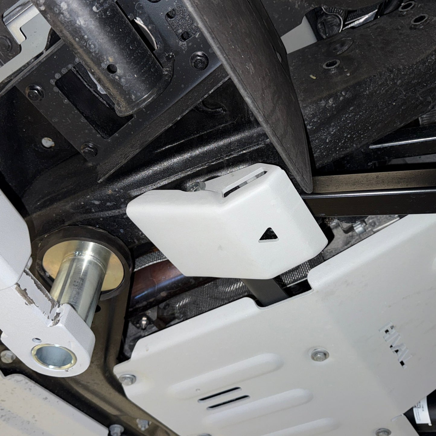 RIVAL Aluminum Front And Rear Lower Control Arms Skid Plate Ineos Grenadier And Quartermaster - RIVAL USA INC.