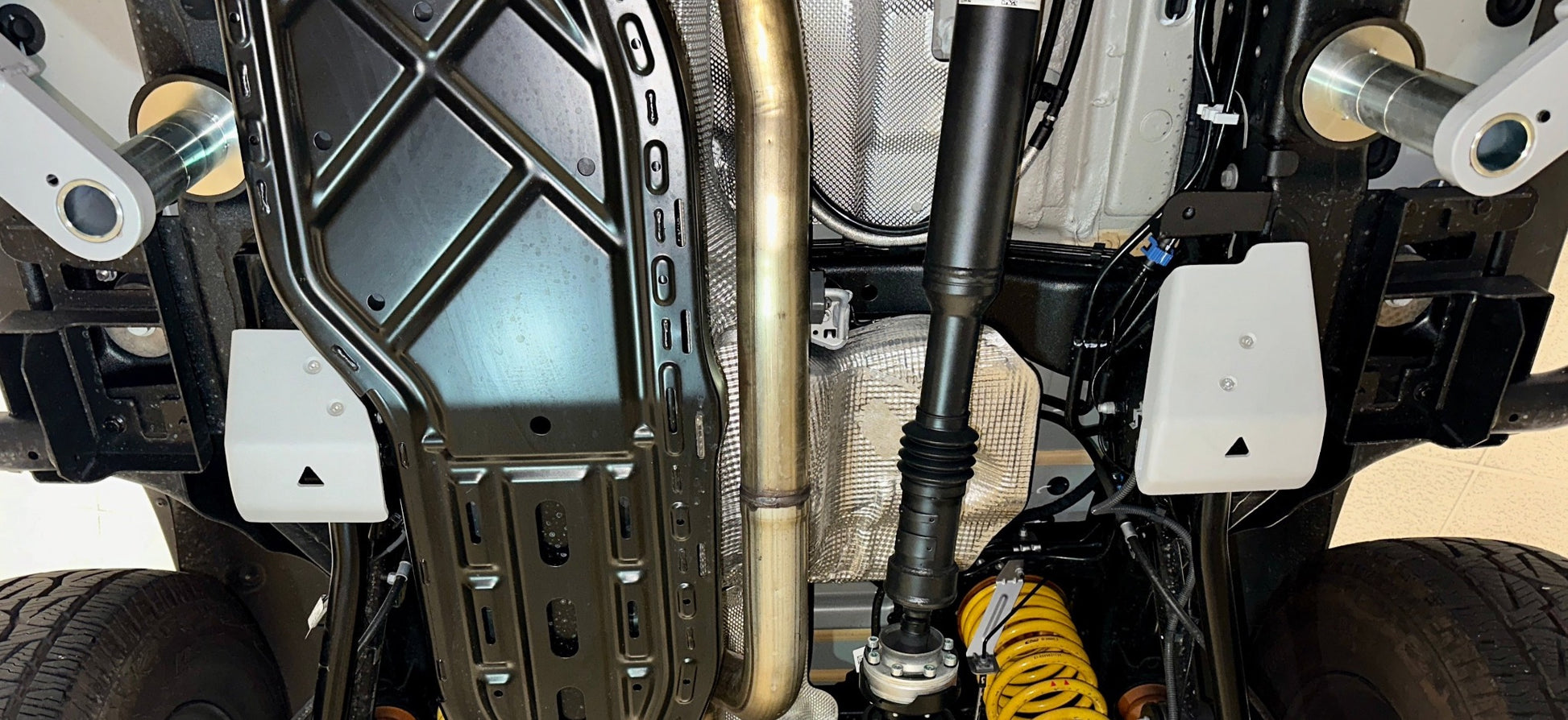 RIVAL Aluminum Front And Rear Lower Control Arms Skid Plate Ineos Grenadier And Quartermaster - RIVAL USA INC.