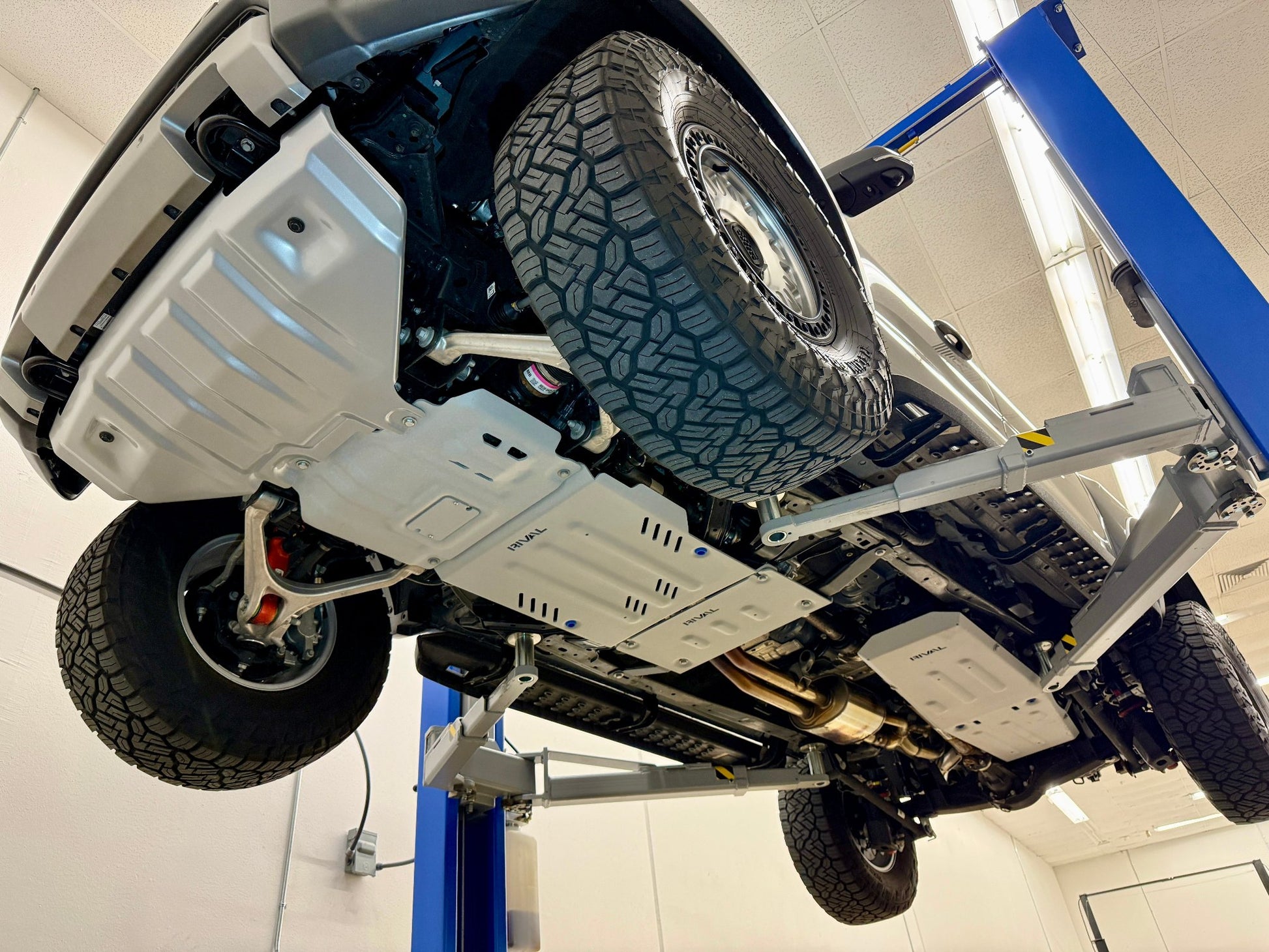 RIVAL Aluminum Transfer Case Skid Plate 2024-2025 Ford Ranger 2024-2025 Ford Ranger Raptor - RIVAL USA INC.