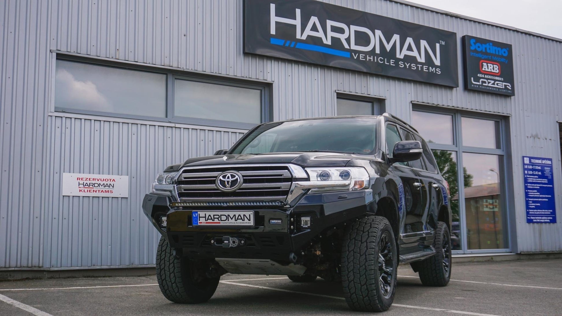 RIVAL Front Aluminum Bumper 2016-2021 Toyota Land Cruiser 200 Series with Winch Mount - RIVAL USA INC.