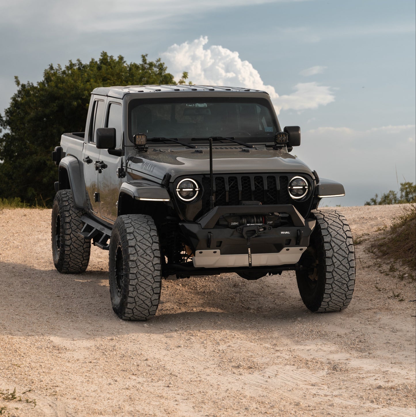 RIVAL Jeep Wrangler Front Aluminum Bumper 2018-2026 Jeep Wrangler JL 2007-2017 Jeep Wrangler JK 2020-2026 Jeep Gladiator including Mojave