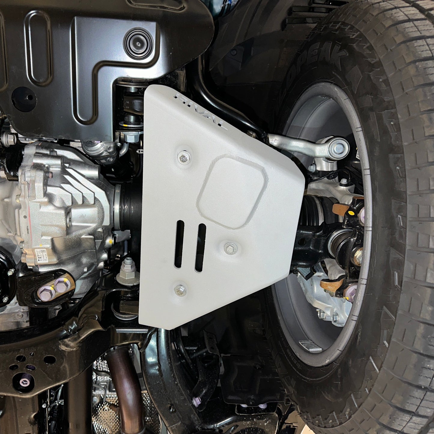 RIVAL Aluminum Lower Control Skid Plate 2024 Toyota Land Cruiser 2024 Lexus GX550 2025 Toyota 4Runner 6Gen
