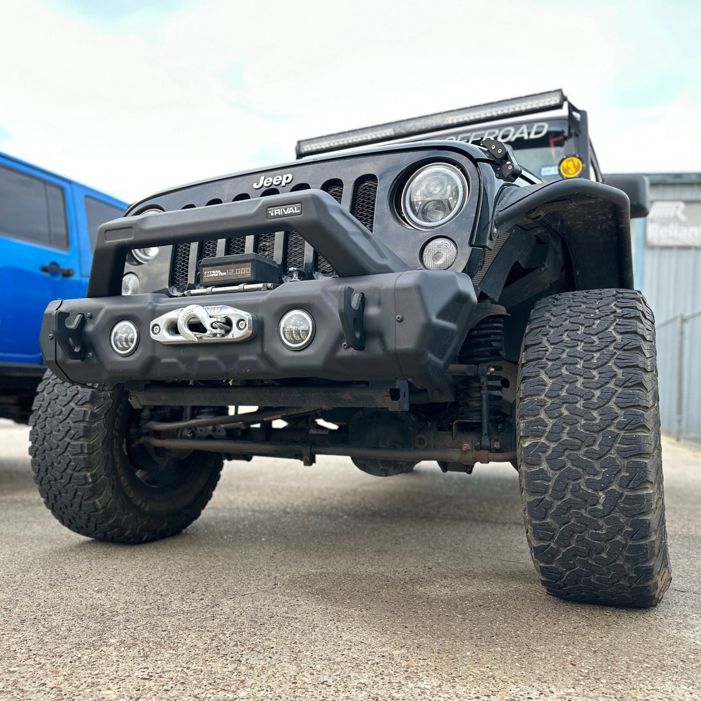 RIVAL Front Modular Stamped Steel Stubby Bumper Jeep Wrangler and Gladiator (bumper only)