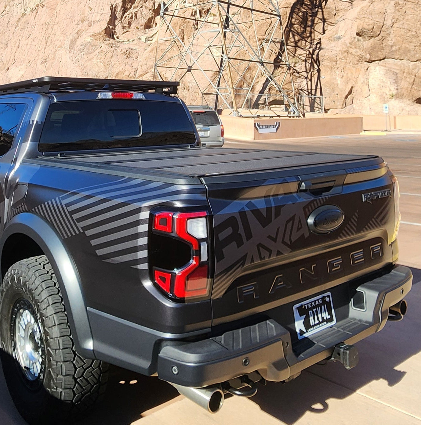 BAK Industries BAKFLIP MX4 Tonneau Cover 5ft Bed 2024-2025 Ford Ranger 2024-2025 Ford Ranger Raptor - RIVAL USA INC.