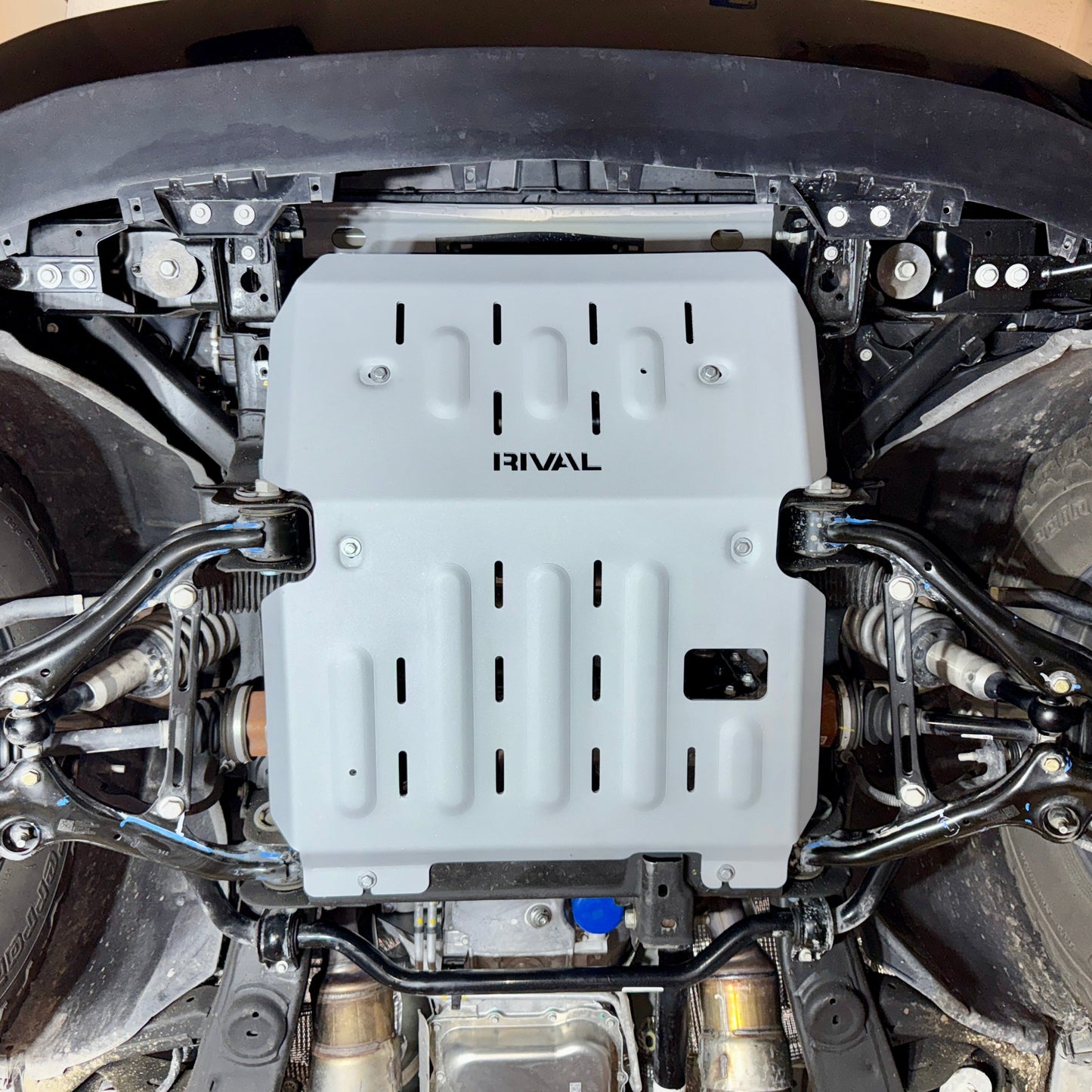 RIVAL Aluminum Engine Skid Plate Chevrolet Tahoe Silverado GMC Sierra Yukon Cadillac Escalade - RIVAL USA INC.