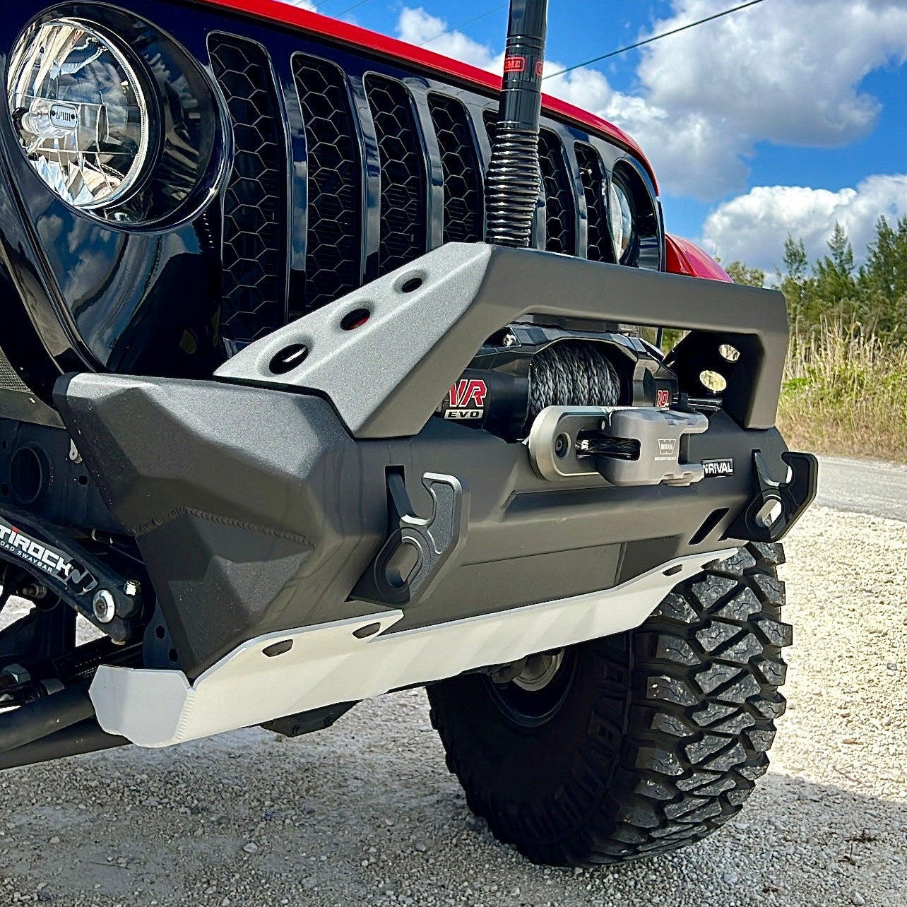 RIVAL Jeep Wrangler Front Aluminum Bumper 2018-2026 Jeep Wrangler JL 2007-2017 Jeep Wrangler JK 2020-2026 Jeep Gladiator incl. Mojave - RIVAL USA INC.