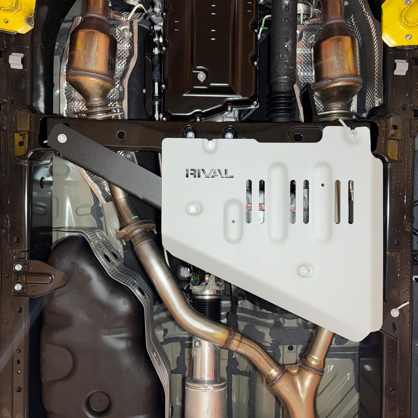 RIVAL Aluminum Transfer Case Skid Plate 2021-2026 Toyota Tundra i-Force 2021-2025 Toyota Tundra i-Force Max - RIVAL USA INC.