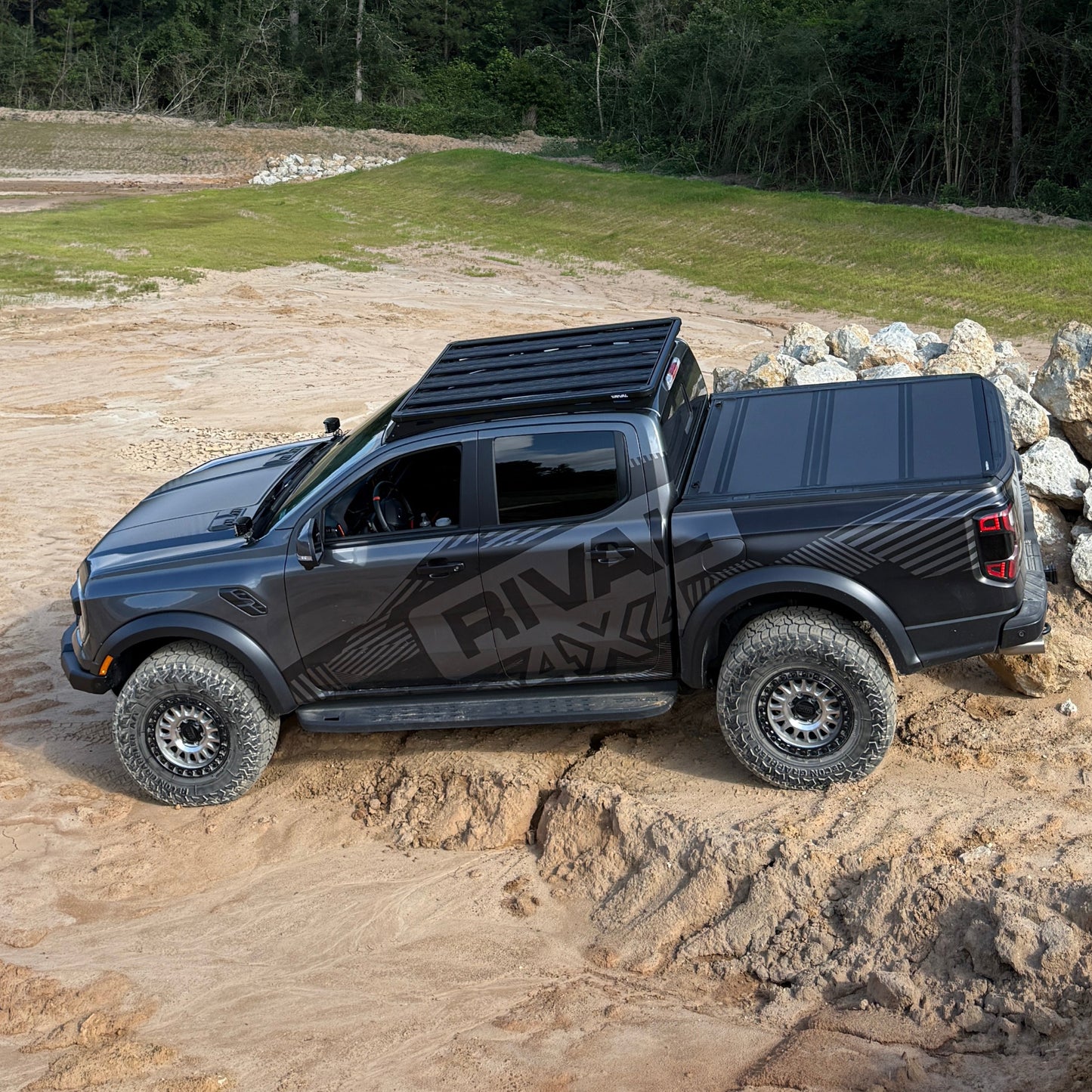 BAK Industries BAKFLIP MX4 Tonneau Cover 5ft Bed 2024-2025 Ford Ranger 2024-2025 Ford Ranger Raptor - RIVAL USA INC.