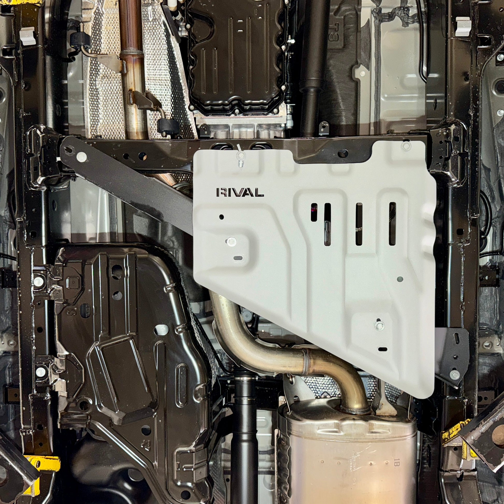 RIVAL Aluminum Transfer Case Skid Plate 2025-2026 Toyota 4Runner 2024-2026 Toyota Land Cruiser 2024-2026 Lexus GX550 2024-2026 Toyota Tacoma i-Force 2024-2026 Toyota Tacoma i-Force Max - RIVAL USA INC.