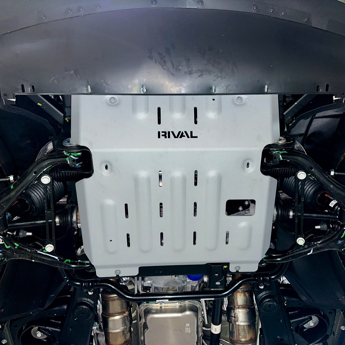 RIVAL Aluminum Engine Skid Plate Cadillac Escalade GMC Sierra Yukon Chevrolet Tahoe Silverado - RIVAL USA INC.