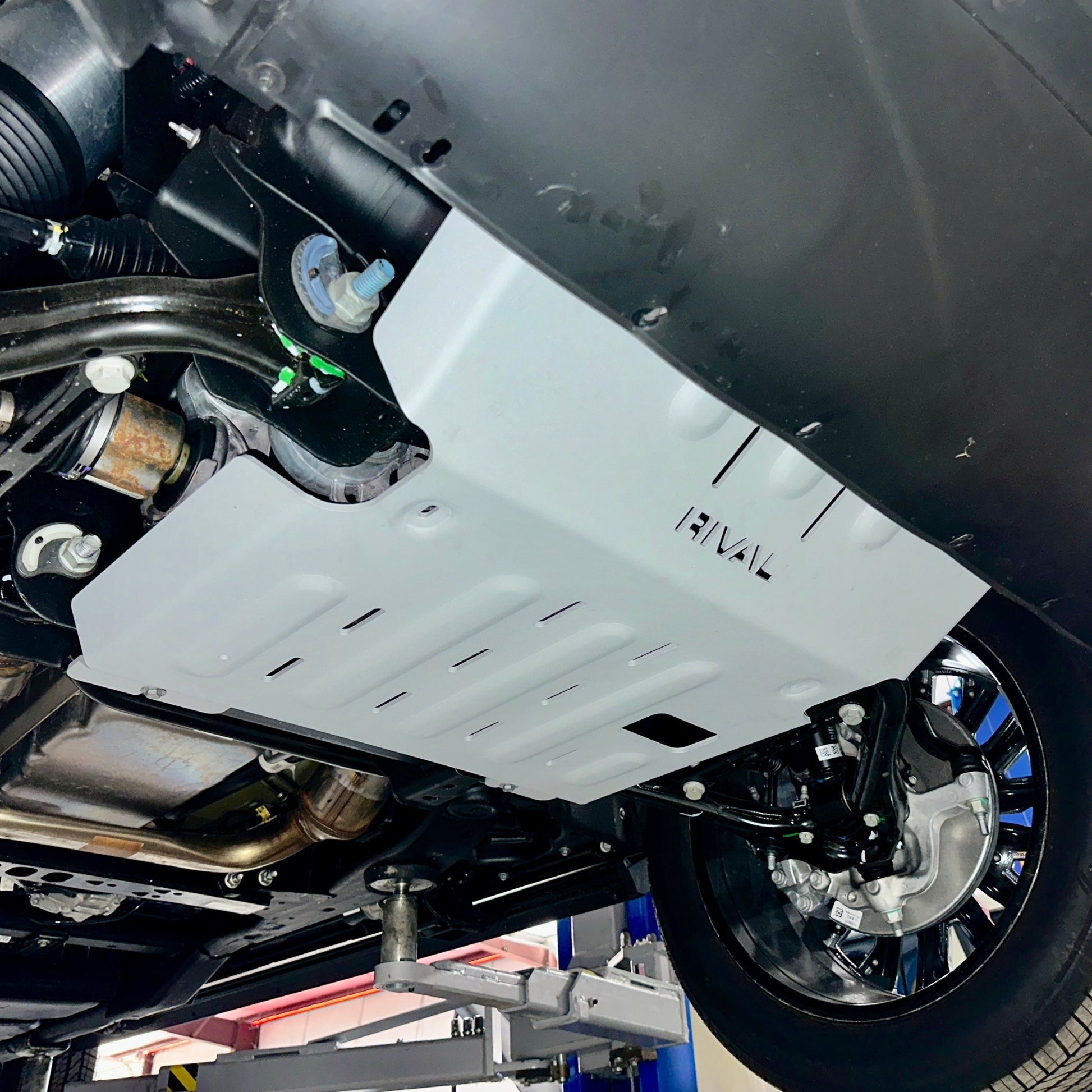 RIVAL Aluminum Engine Skid Plate Cadillac Escalade GMC Sierra Yukon Chevrolet Tahoe Silverado - RIVAL USA INC.