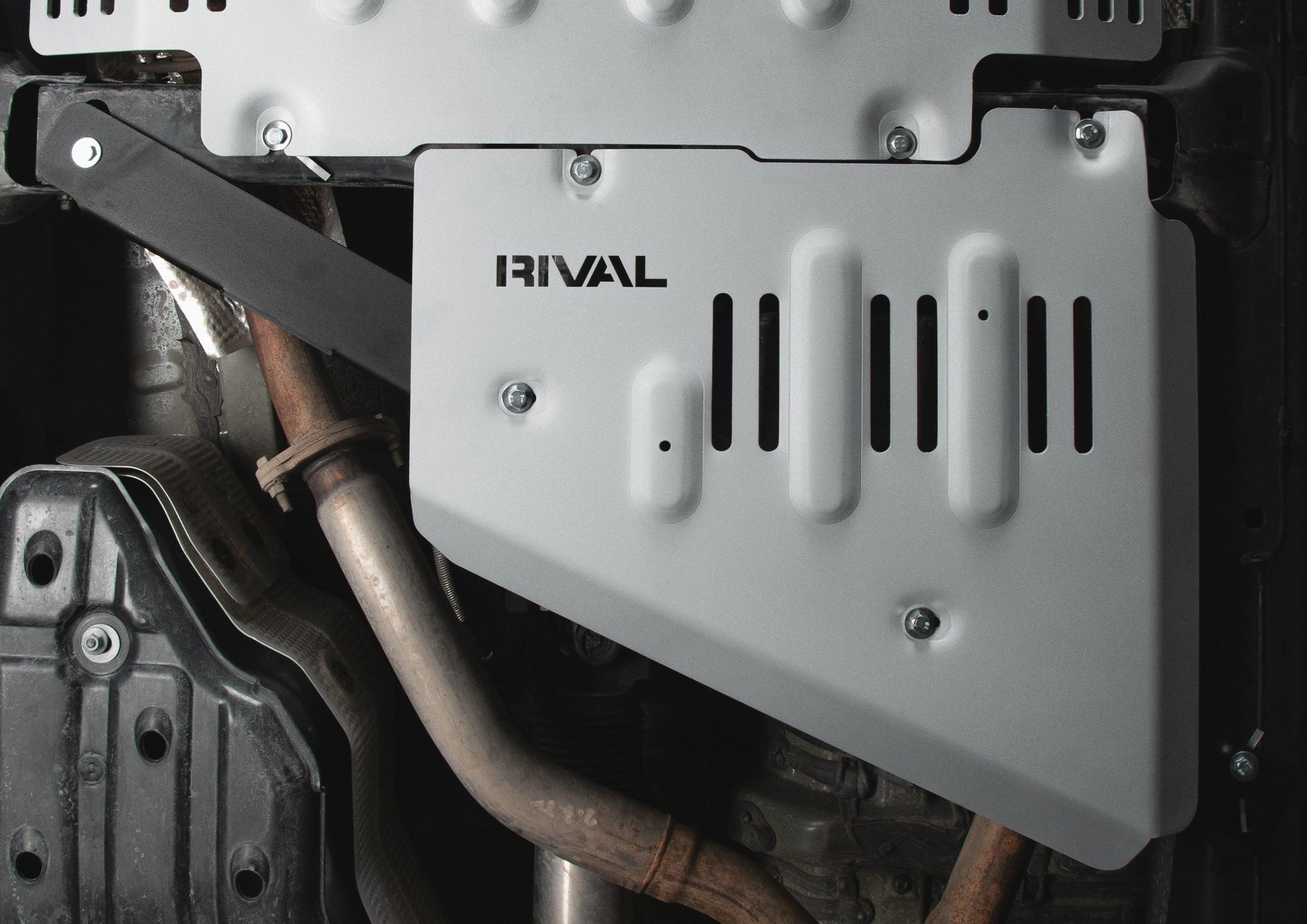 RIVAL Aluminum Transfer Case Skid Plate Toyota Tundra CrewMax 2021-202 –  RIVAL USA